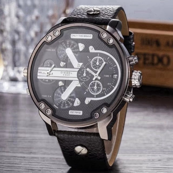 Luxury wrist watch with leather strap 